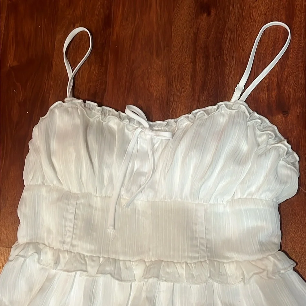 NWT size medium white target ruffle padded mini dress - Picture 3 of 8